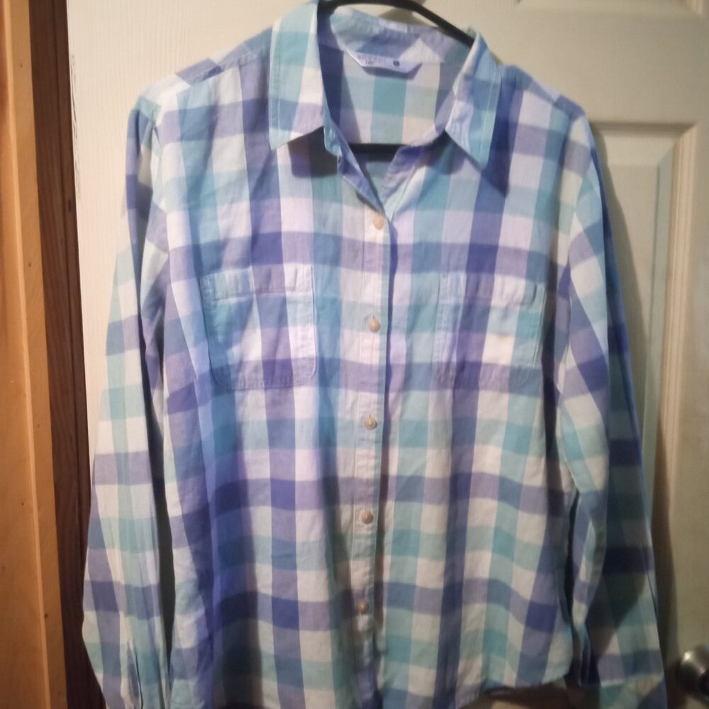 Lee button up